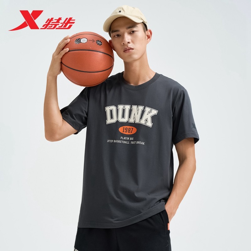特步男款短袖2025秋季新款印花上衣宽松休闲篮球半袖运动男装正品