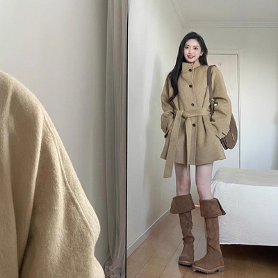 高级感赫本风卡其色毛呢子大衣女秋冬季2024新款小个子外套中长款