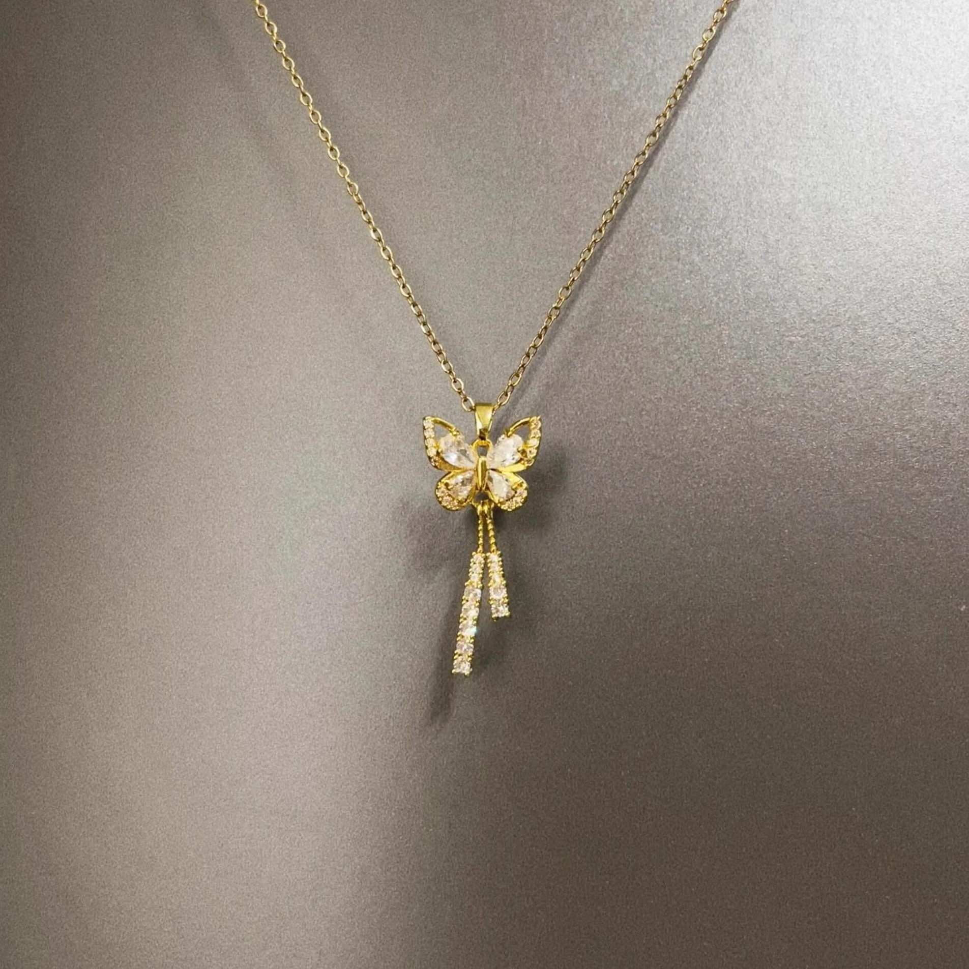 Vintage古着 Fringed butterfly项链