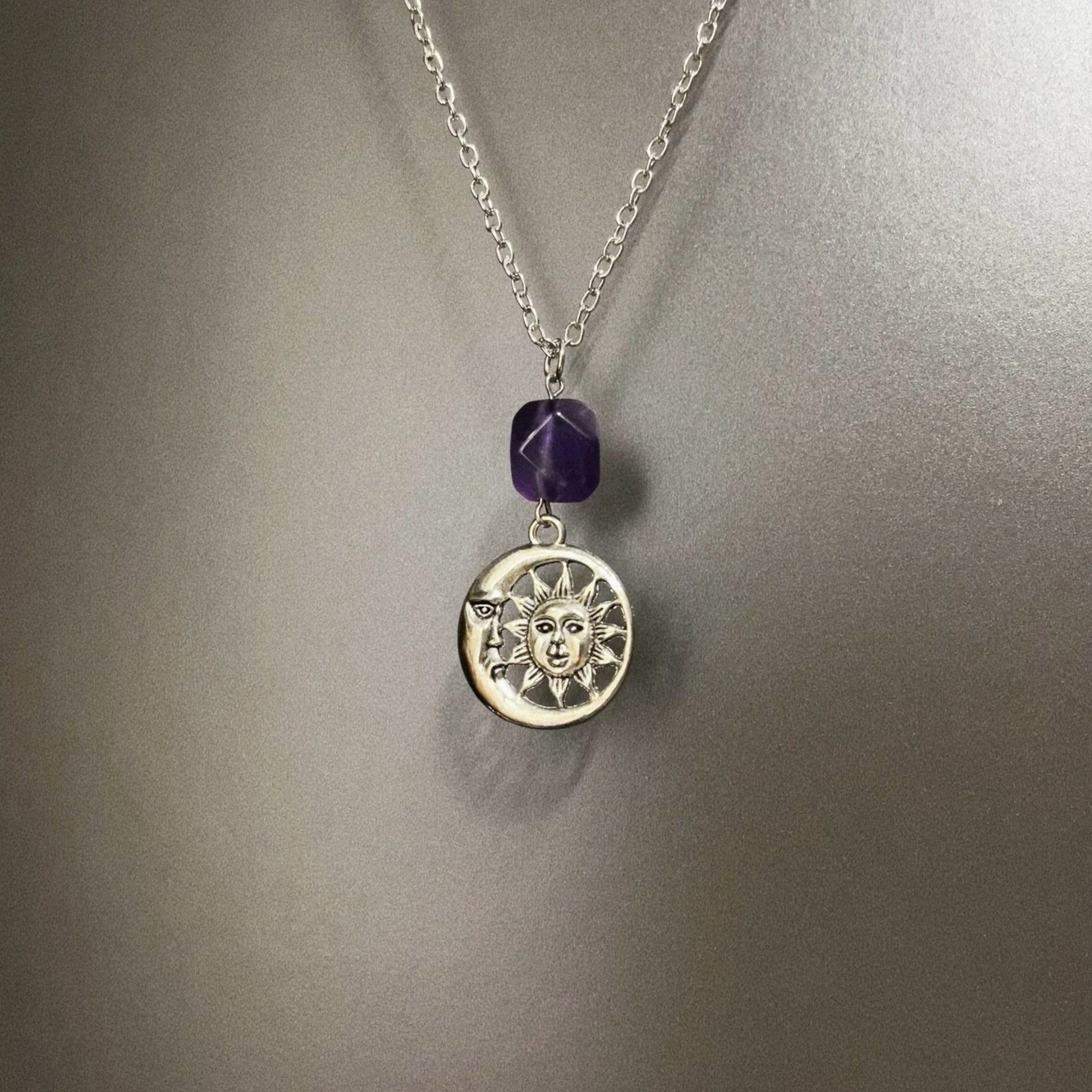 Vintage古着 Sun and moon guard项链