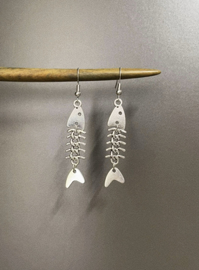 Vintage古着 Small fish bones耳饰