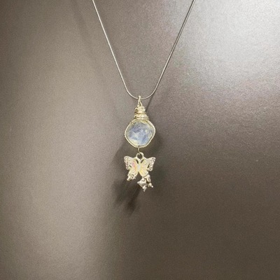 手工 Crystal stone butterfly项链