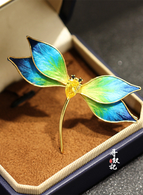 非遗绒花蜻蜓胸针镶石国风简约
