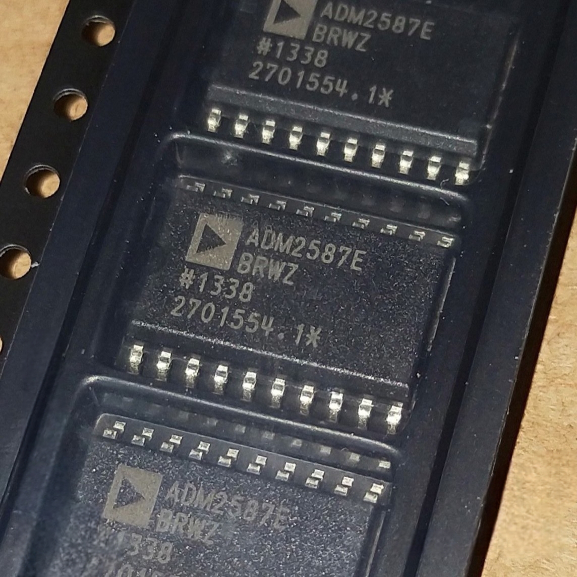 ADM2587BRWZ ADM2582EBRWZ SOP-20隔离式收发器芯片IC 全新