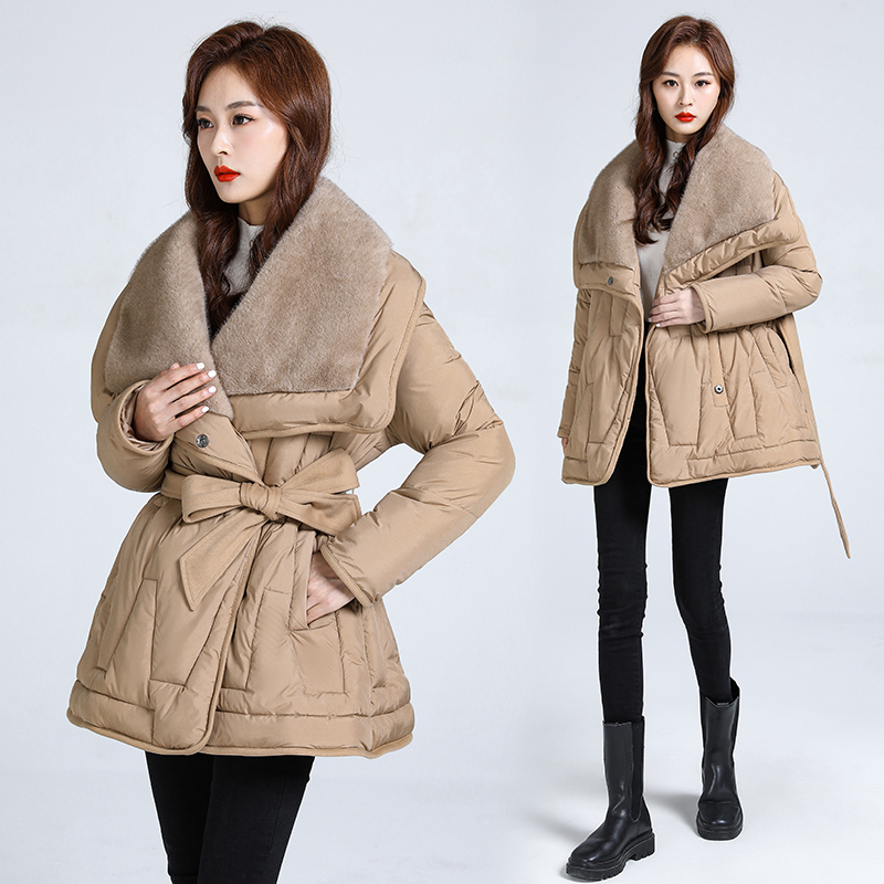 今年流行棉服女冬季2025