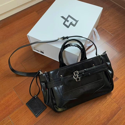 Baseplate皮带锁扣单肩手提包百搭大容量流浪包托特包