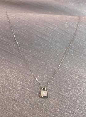 S925纯银贝母锁头项链女款2024新款爆款轻奢小众简约气质锁骨链夏