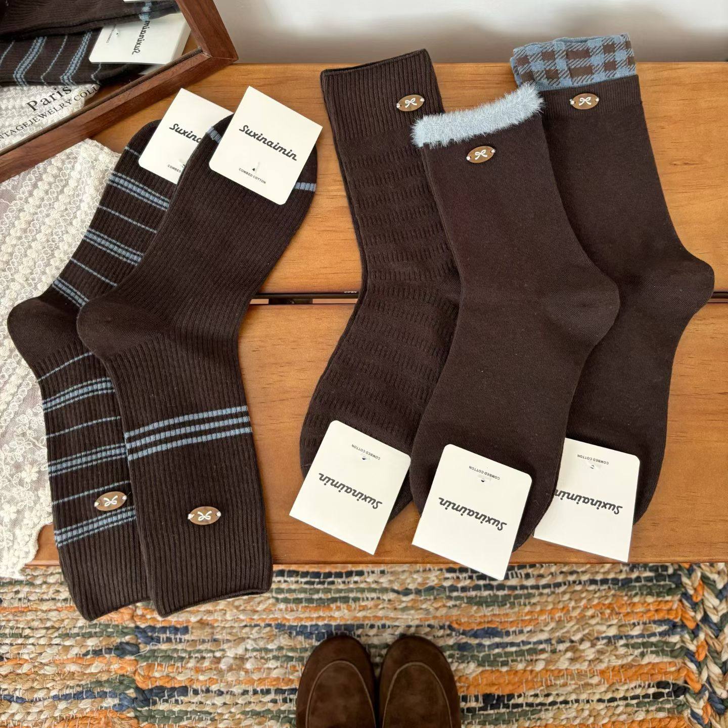 秋冬新袜子！咖色系~蝴蝶结纽扣