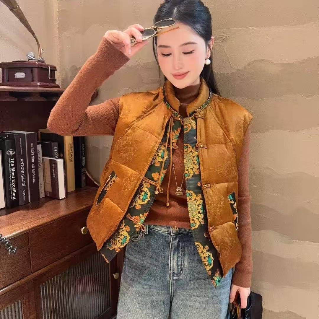 立领盘扣国风拼水貂毛提花羽绒马