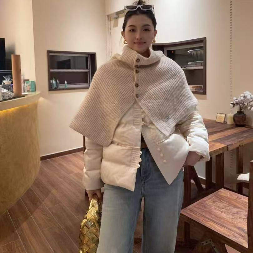 针织披肩羽绒服女短款保暖外套潮