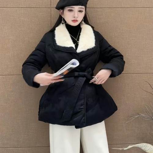 欧洲站2025冬季女洋气羽绒服