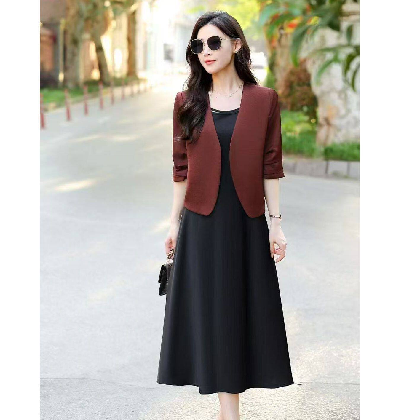 HT944套装女两件套女时尚气质流行高端春秋外套+连衣裙2026年新品