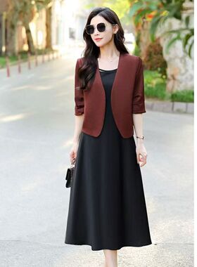 HT944套装女两件套女时尚气质流行高端春秋外套+连衣裙2026年新品