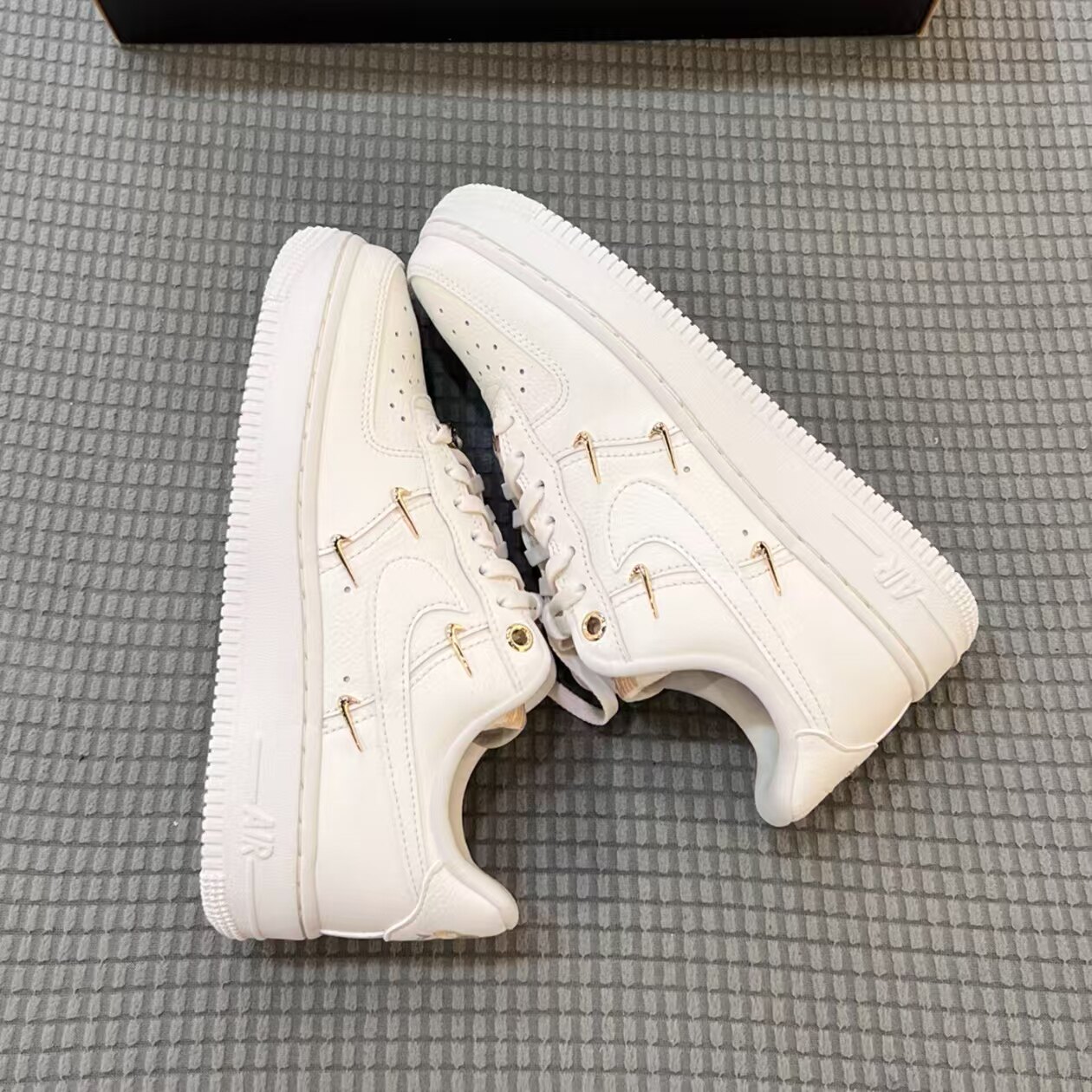 Nike Air Force1正品耐克空军1号休闲百搭情侣同款板鞋FV3654-111
