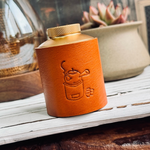本儿哥的皮具店便携茶叶罐