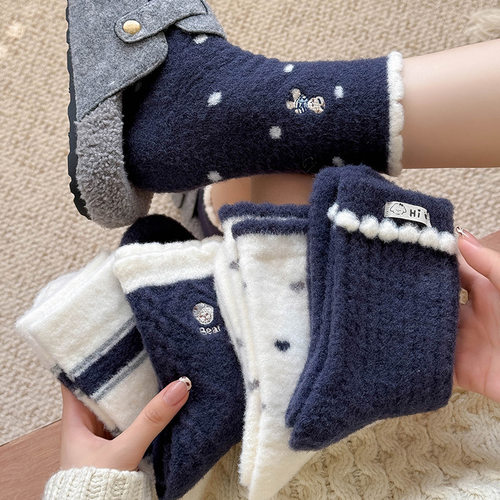 冬季加绒加厚保暖中筒袜女