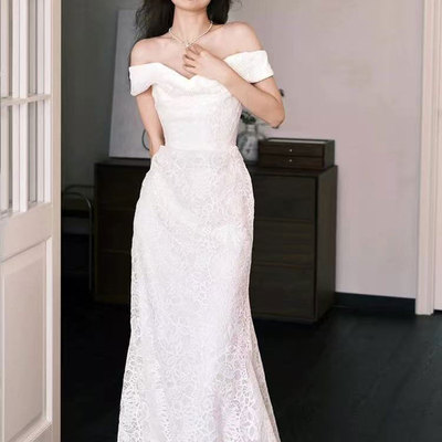 大码一字肩轻婚纱2025新款胖MM新娘加大加肥订婚晚礼服迎宾出门纱