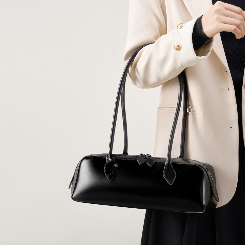 琳蒂袋鼠正品牛皮女包2025新款小众设计单肩大容量腋下长条法棍包