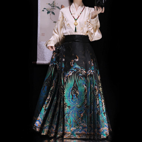 原创飞机袖上衣高级感马面裙套装