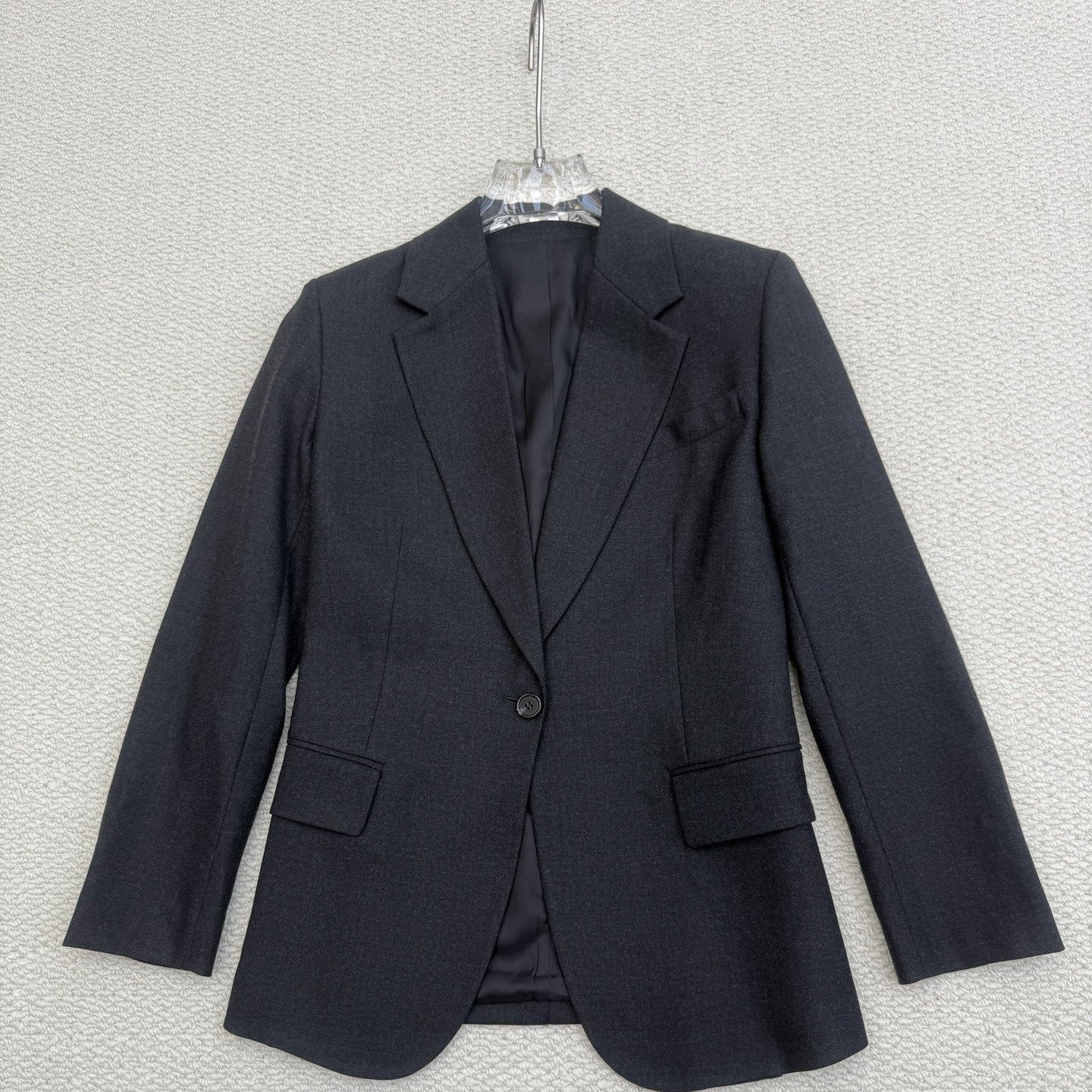 Th同款 2025秋冬新品女装 羊毛法兰绒单粒扣修身西装 P0801103