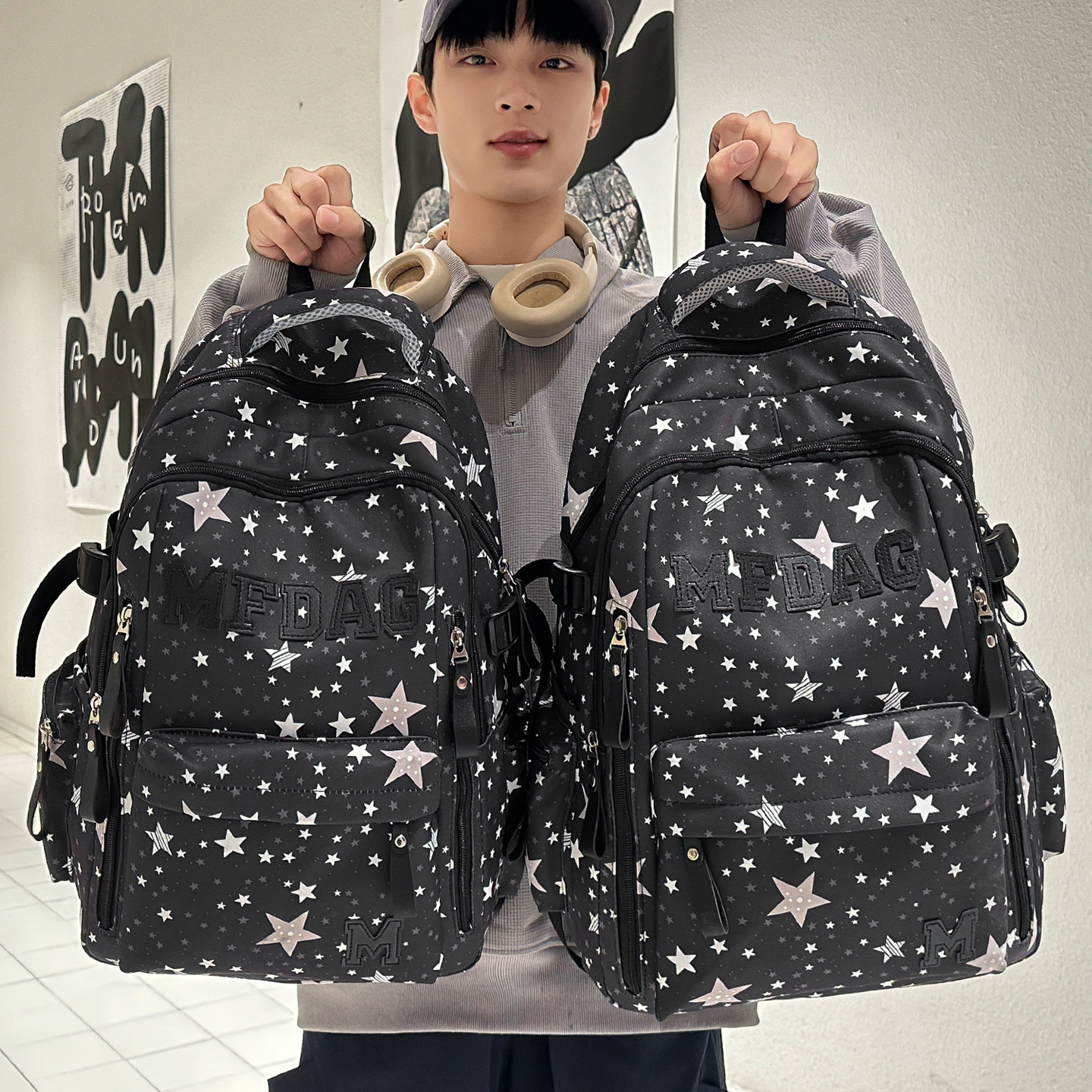 透气垫护脊书包男女生初中高中大学生大容量减负双肩包16寸电脑包