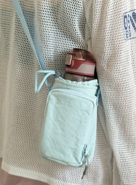 2025冬新款户外轻便保温杯斜挎包防水手机包2l水壶包女单肩包遛娃