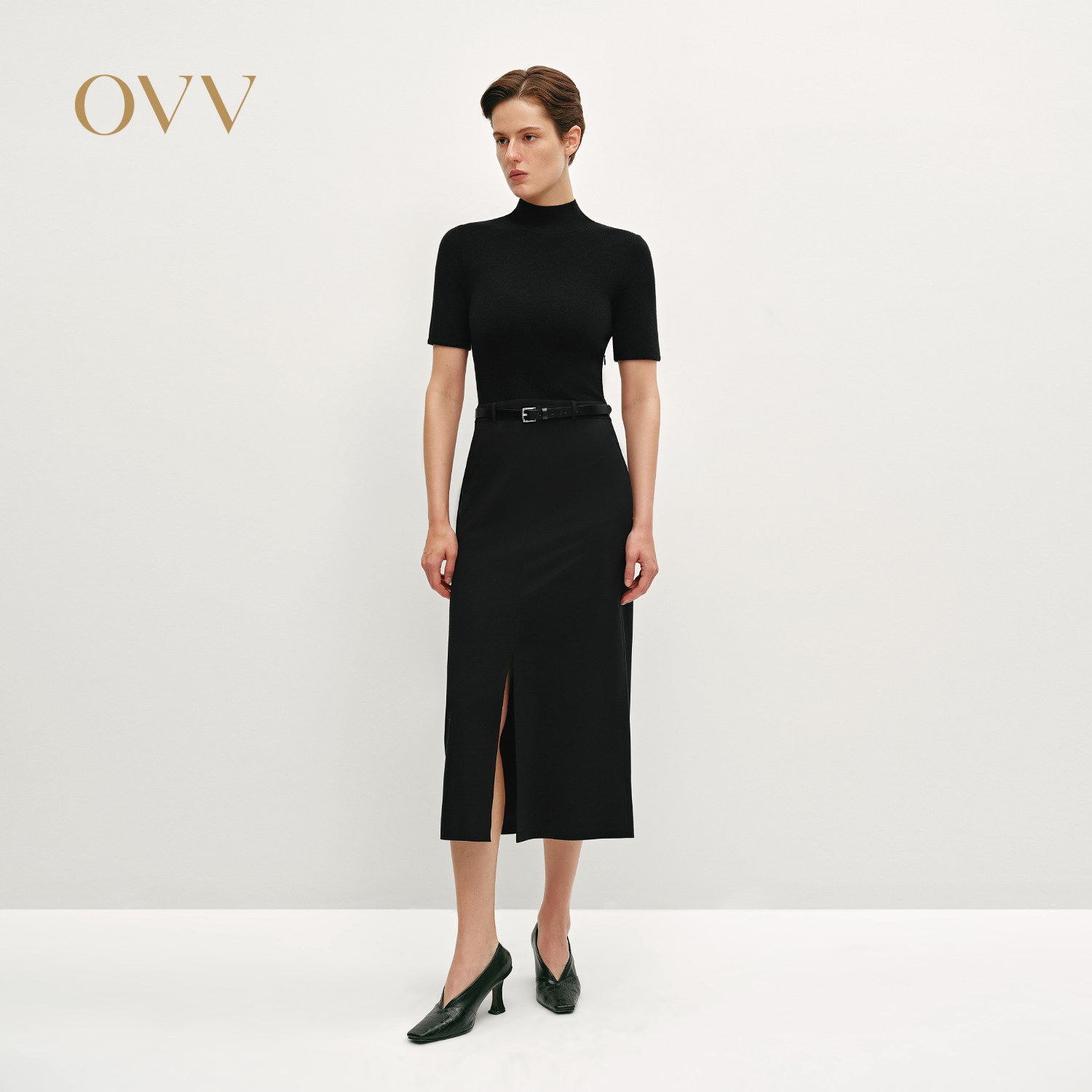 OVV秋冬热卖女装简约时髦休闲针梭镶拼高领短袖连衣裙