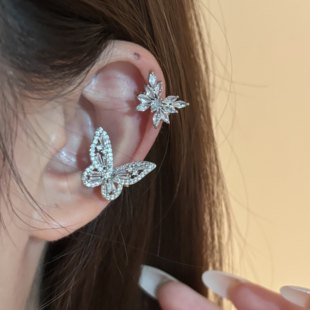 [楼哈哈]小众轻奢高级感无耳洞耳骨夹女爆闪蝴蝶精灵耳夹耳挂2025