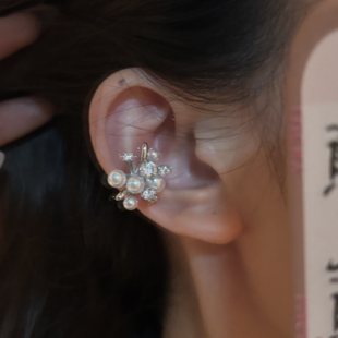 [楼哈哈]原创设计珍珠烟花锆石无耳洞耳夹女高级感耳挂绝美耳骨夹