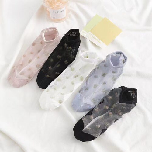 夏季冰丝袜子女短筒水晶袜玻璃丝短袜绣花卡丝船袜超薄透气防勾丝