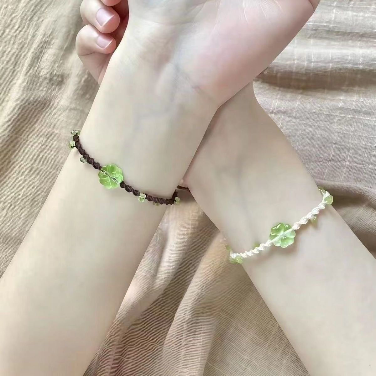 小清新好运四叶草手链女ins小众气质爆款闺蜜手绳情侣送女友礼物
