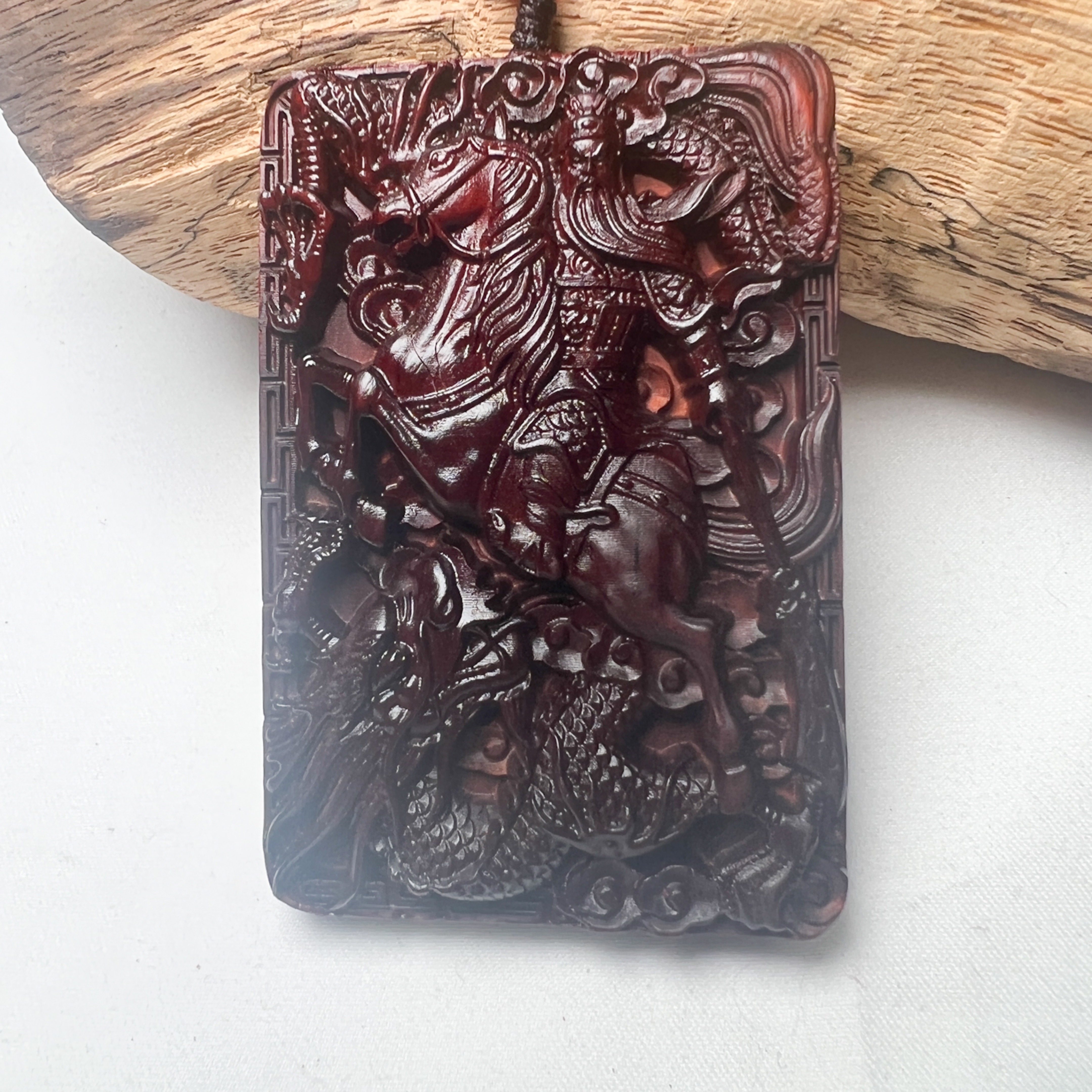 小叶紫檀木关公吊坠男女项链挂件木雕挂件红木车挂关二爷武财神