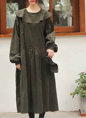 【into】2020 秋冬新款 oversized宽松墨绿色灯芯绒荷叶领连衣裙