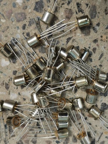 3DJ7F 场效应管 3DJ7F 场效应管 早期老货