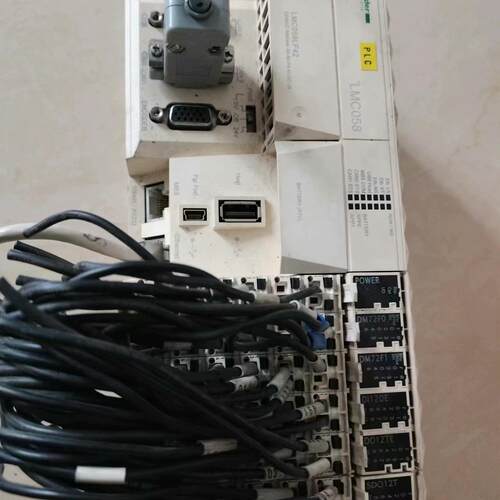 LMC058LF42 PLC控制器 工控自动化控制模块 POWER议价维修