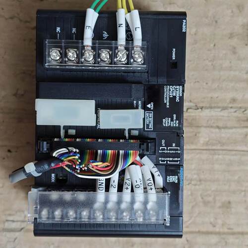 CJ1M-CPU21 CJ1M-A 可编程控制器 工控自动化控制模块议价维修