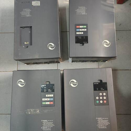 DF900-D0300T3B-IP5 变频器 ZYDL 380V 60A 30KW议价维修