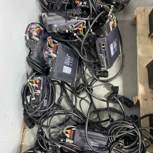 议价雷塞伺服L7-1000 ACM13010M2F-B4-D维修