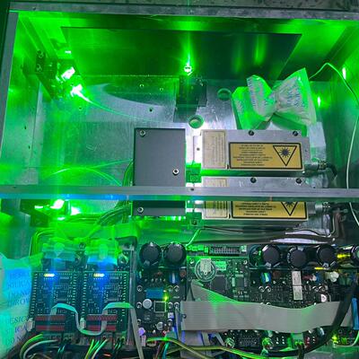 TAIPAN 532nm 激光器 输9瓦议价维修