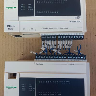 TM238LFAC24DR M238 PLC CANopen主控制模块议价维修