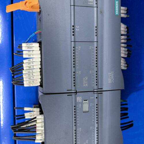 214-1ag40-0xb0 223-1bl3 plc 工控自动化控制模块议价维修
