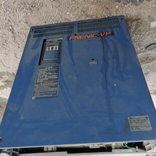 FRN160F1S-4C 富士变频器 160kw 三相 380-440V 50/60Hz议价维修