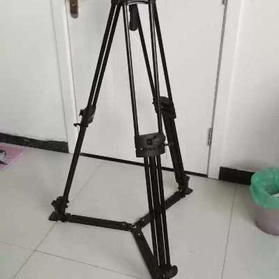 议价意大利曼富图 501HDV云台 ＋525MVB三脚架维修