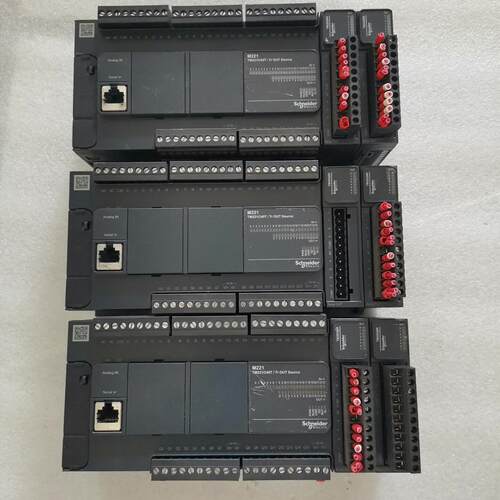 TM221C40T TM3DQ8R PLC工控可编程控制模块议价维修