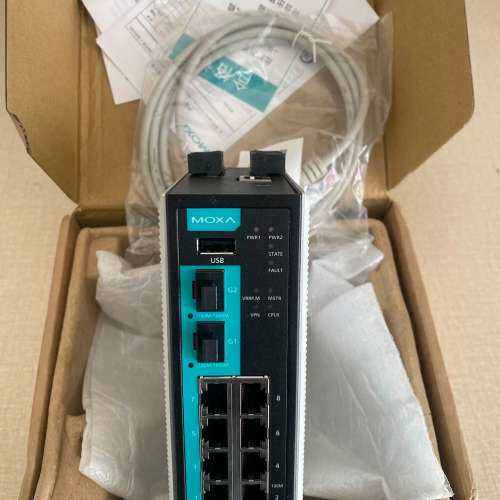 议价MOXA  EDR-810-2GSFP   1台 EDR-8维修