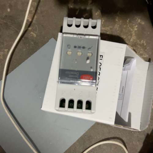 议价意大利CAREL卡乐PLC模块FLOE000010.全新带包维修