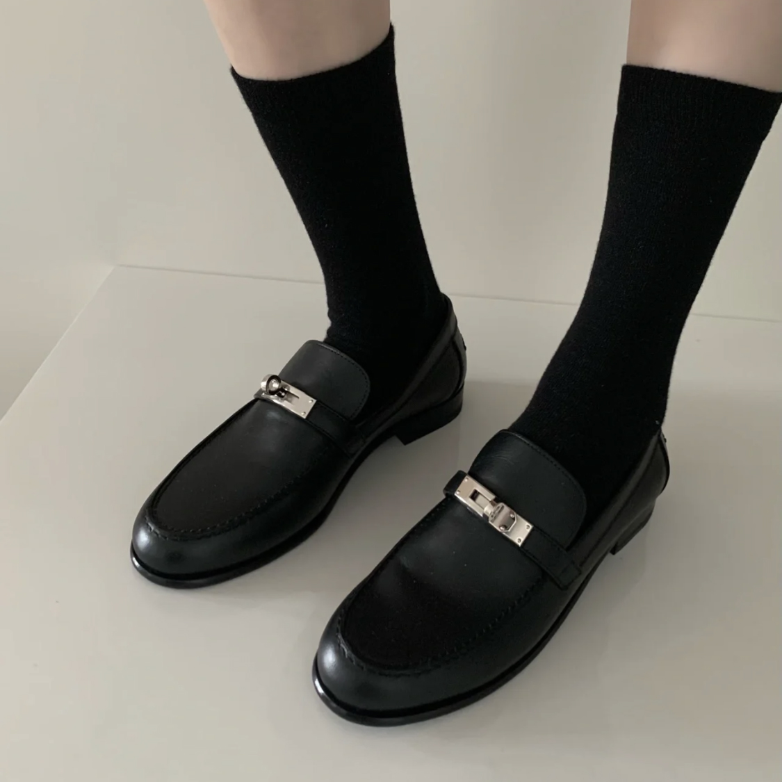 牛皮版锁扣真黑色小鞋女复古