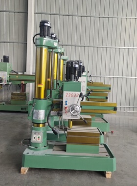 厂家直销3032万向摇臂钻Z3040摇臂钻床Z3050液压锁紧机械摇臂钻床