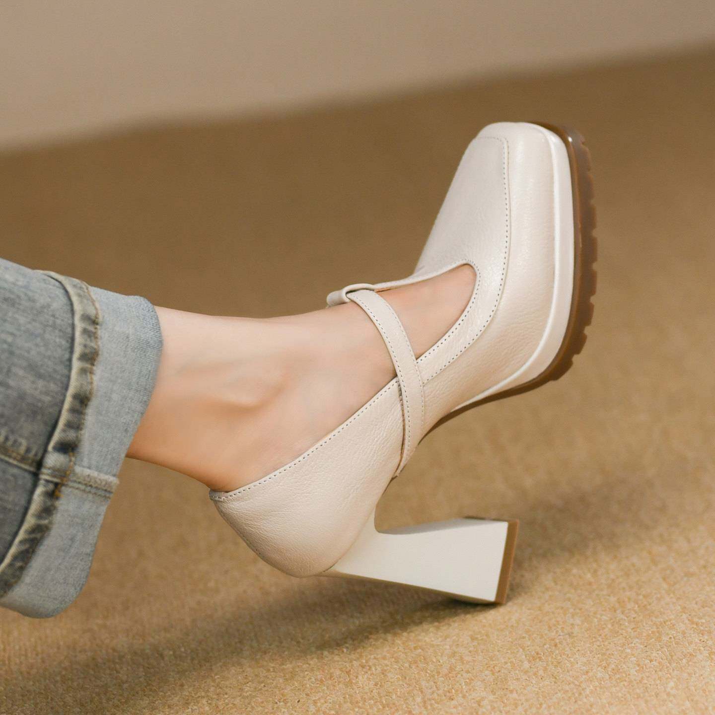 白色方头浅口单鞋女粗跟秋季新款真牛皮丁字带防水台高跟鞋女10cm