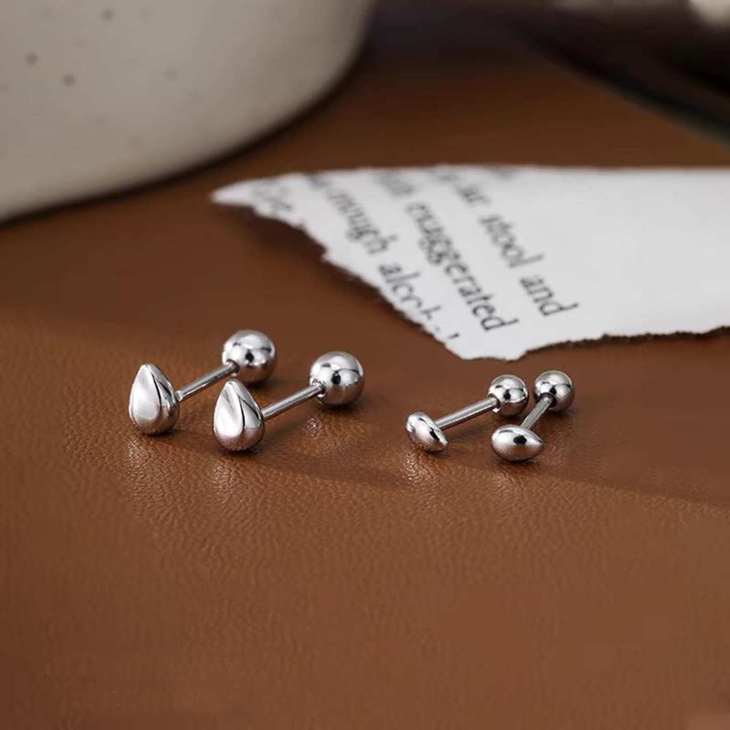 925银陨石耳钉女小众设计感螺丝拧耳环气质简约小石头耳骨钉耳饰,饰品/流行首饰/时尚饰品新,耳钉,淘宝优惠券,粉丝福利购,淘宝优惠卷